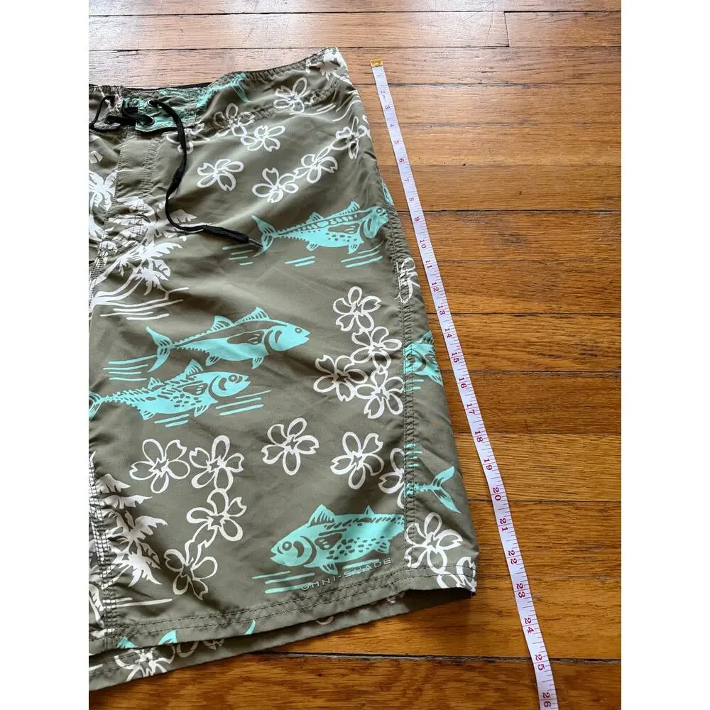 COLUMBIA PFG Omni-Shade 'Fish Responsibly' Green Swim Shorts Mens sz 38